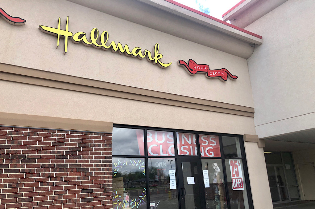 Hallmark shop in Western Mall to close – SiouxFalls.Business