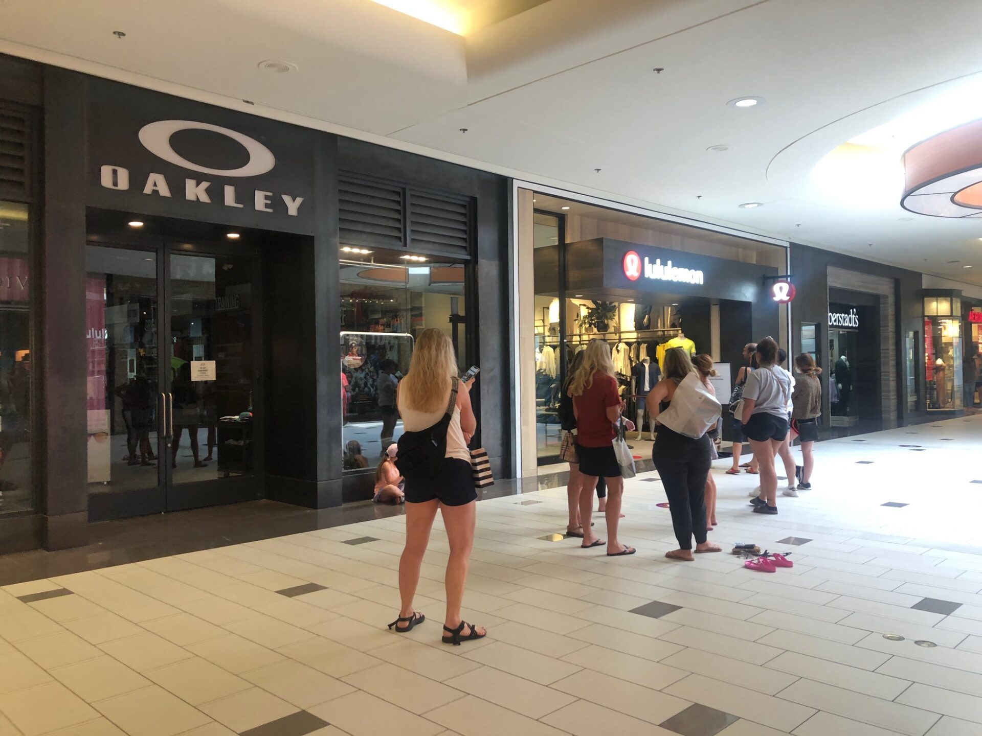 CORONAVIRUS: Town Center Mall At Boca Raton, Many Stores Still Closed 