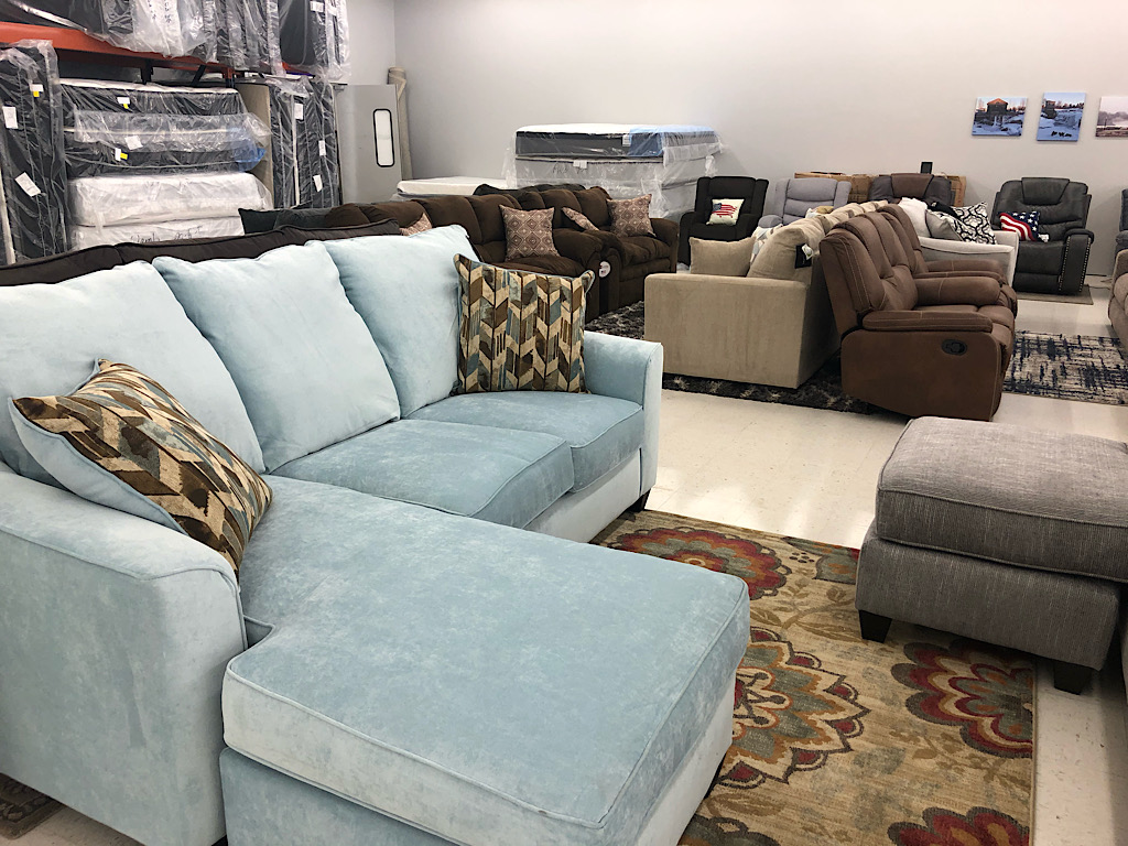 Dreamers Outlet finds success with expansion into furniture in new location  – SiouxFalls.Business