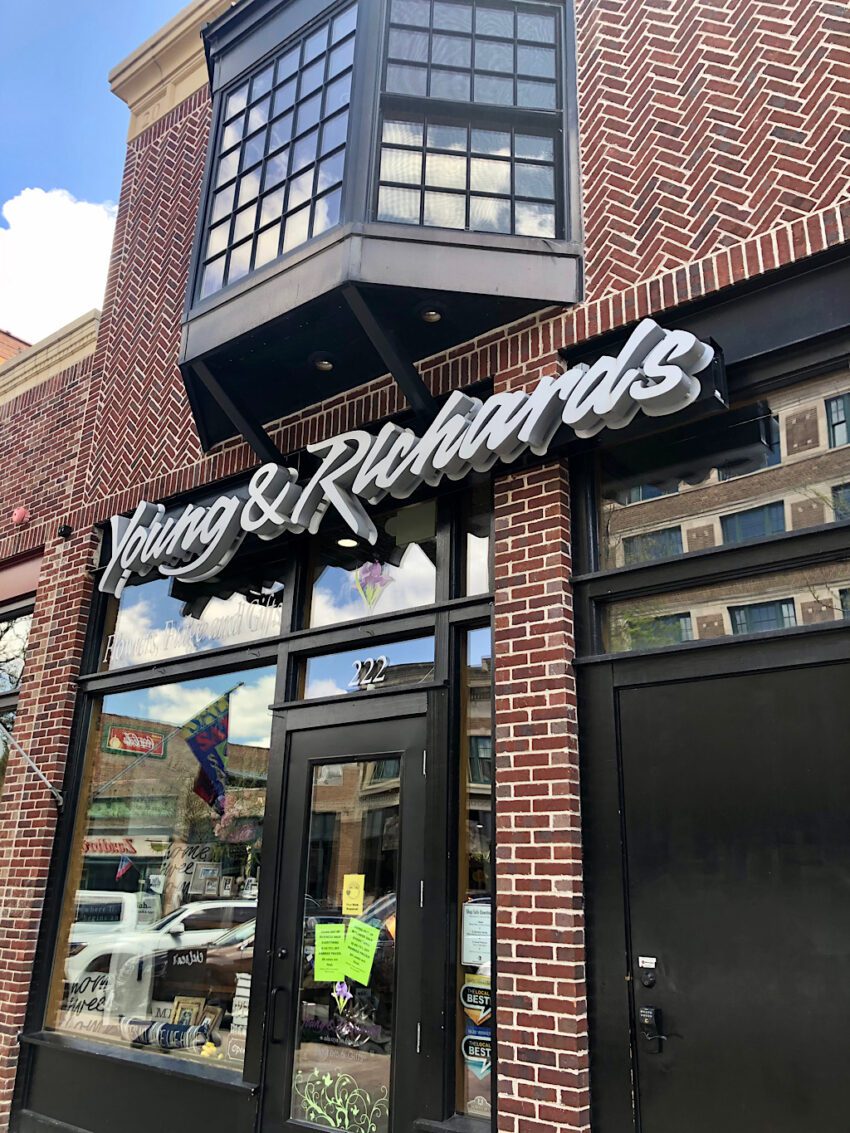 Longtime downtown flower shop to close with owners' retirement