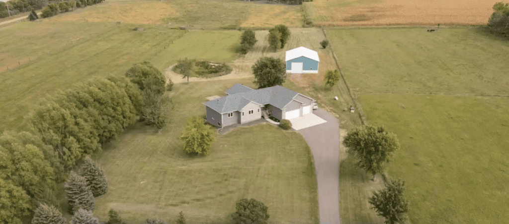 Stunning views, country living await just outside Sioux Falls on 8+ acres