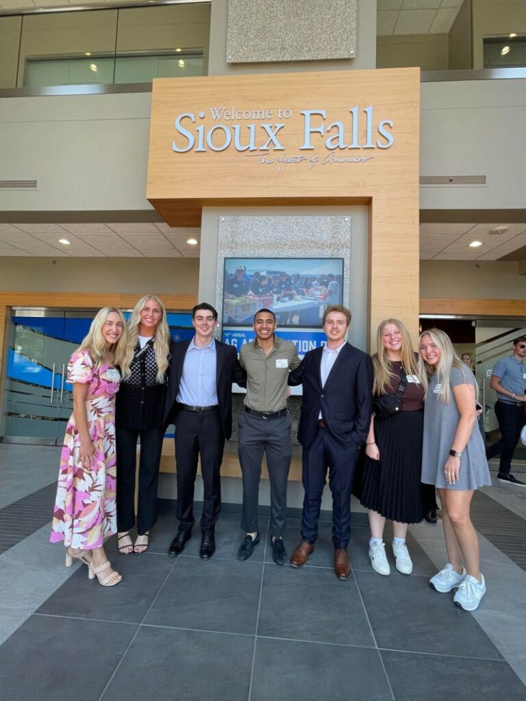 INTERN Sioux Falls